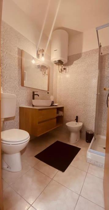 Casa Vacanze Viale Miramare 31- Delizioso Mini Loft Industrial トリエステ エクステリア 写真